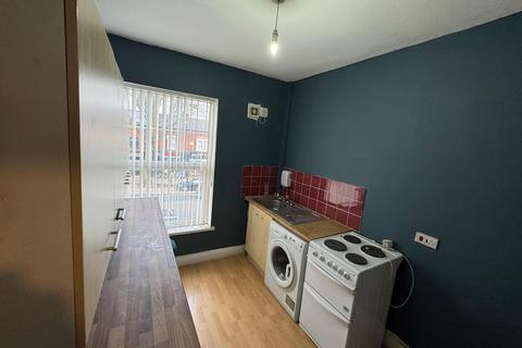 2 bedroom flat to rent, Oak Tree Lane, Selly Oak B29