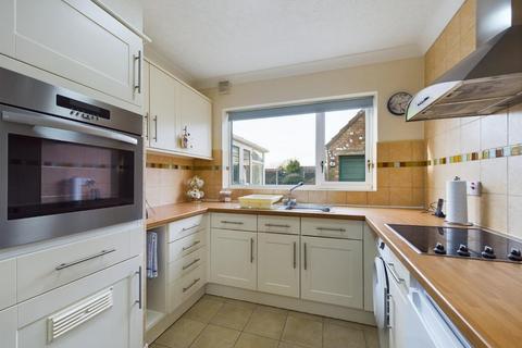 2 bedroom detached bungalow for sale, Eastbrook Road, Lincoln