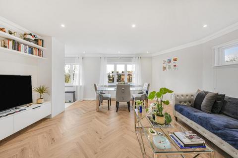 3 bedroom flat to rent, Fitzjohns Avenue, Hampstead, NW3