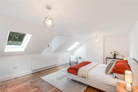 3 bedroom maisonette for sale, Lordship Lane, East Dulwich, London, London, SE22 8HX