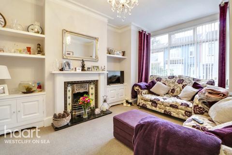 3 bedroom terraced house for sale, Wenham Drive, Westcliff-On-Sea