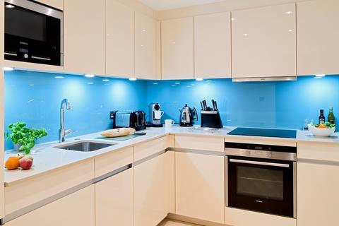 2 bedroom apartment to rent, Bow Lane, London, EC4M