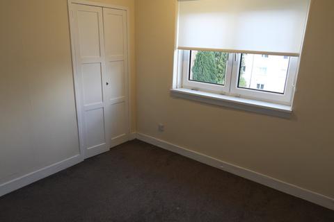 3 bedroom flat to rent, Glenspean Street, Glasgow G43