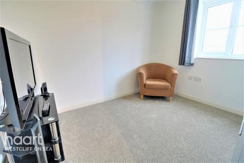 2 bedroom flat for sale, Collier Way, Southend-on-Sea