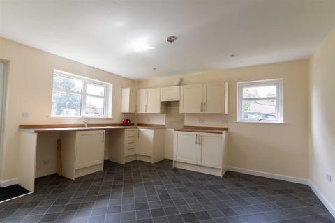 2 bedroom semi-detached bungalow to rent, Hair Court, Horncliffe