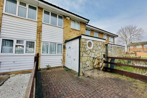 3 bedroom terraced house for sale, Beechcroft Close,  Hounslow, TW5