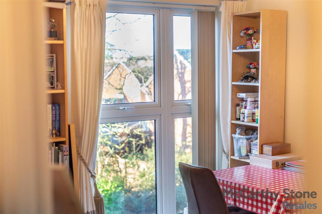 8634597-interior26.jpg