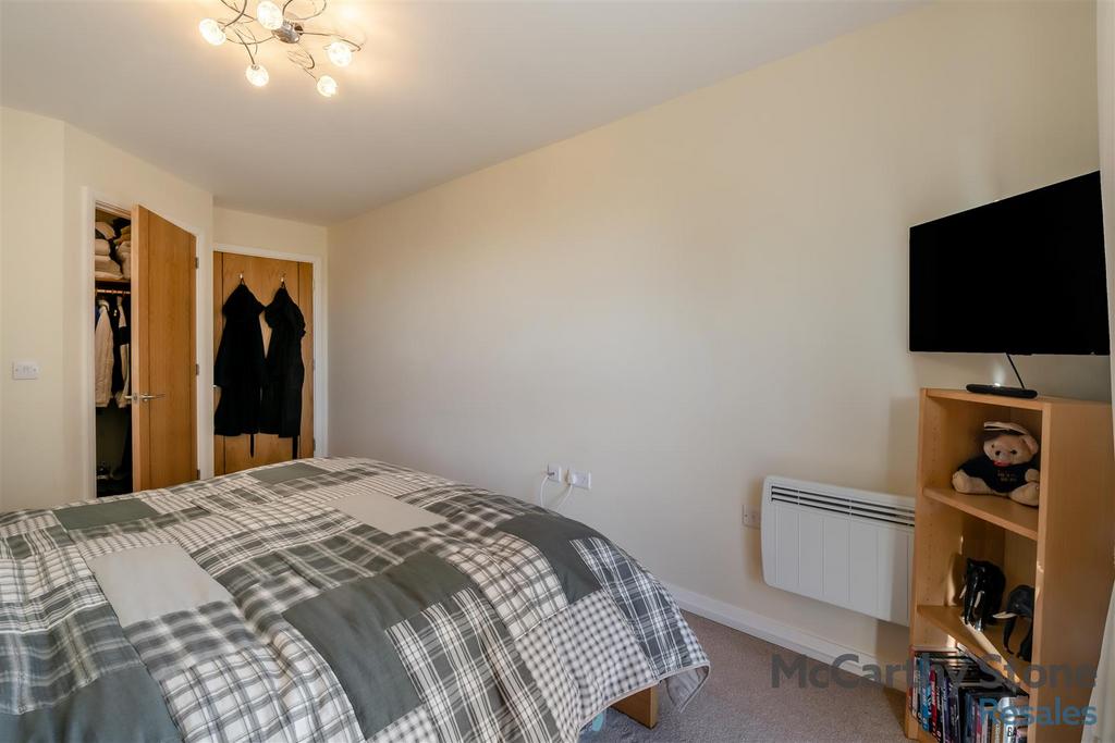 8634597-interior08.jpg