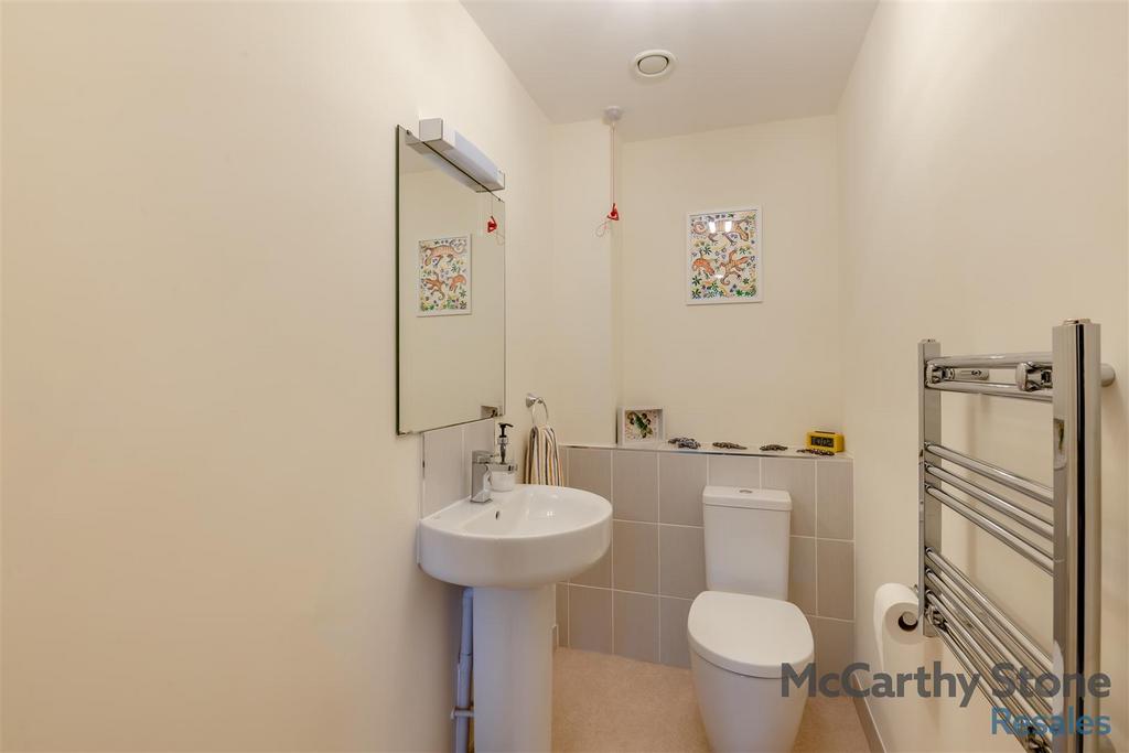 8634597-interior13.jpg
