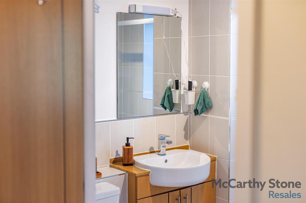 8634597-interior24.jpg
