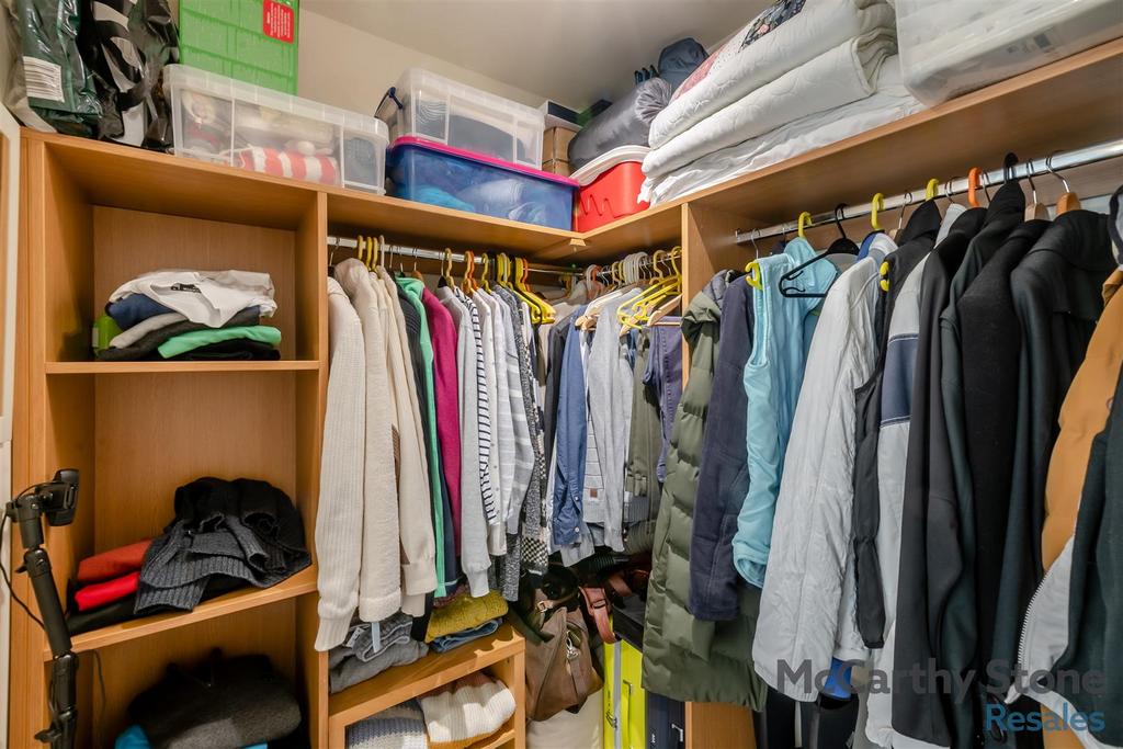 8634597-interior09.jpg