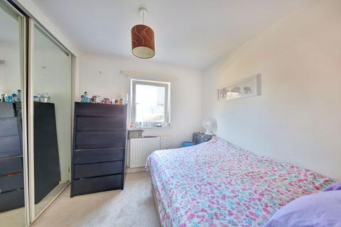 1 bedroom flat to rent, Waldegrave Road, Teddington TW11