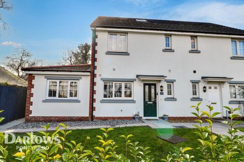 4 bedroom semi-detached house for sale, Alexon Way, Pontypridd