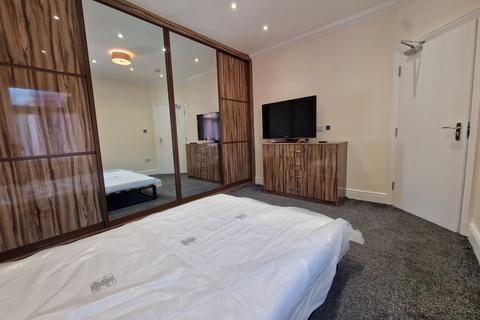 1 bedroom house of multiple occupation to rent, Ashburnham Road, Luton, Bedfordshire