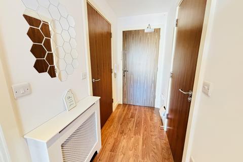 2 bedroom flat to rent, Alto Apartment, Sillavan Way, Salford, M3 6GD