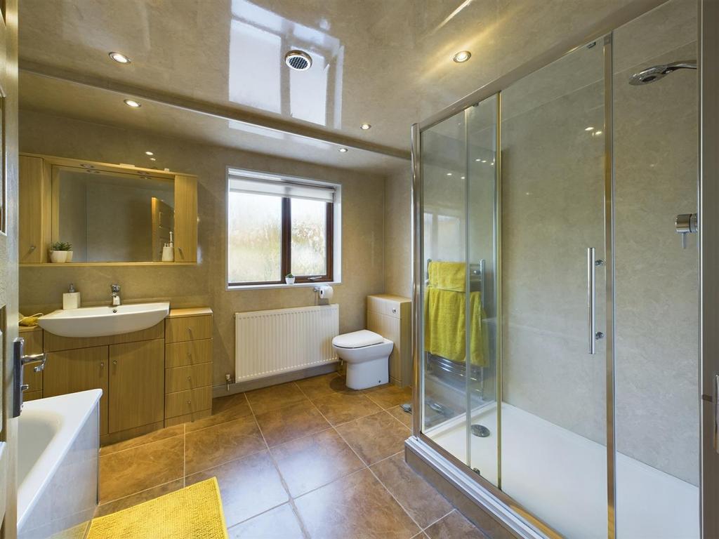 CAM03055 G0-PR0184-STILL020.jpg