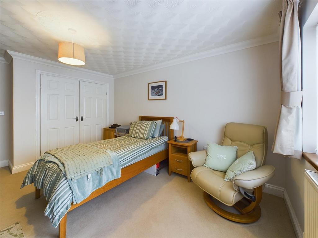 CAM03055 G0-PR0184-STILL029.jpg