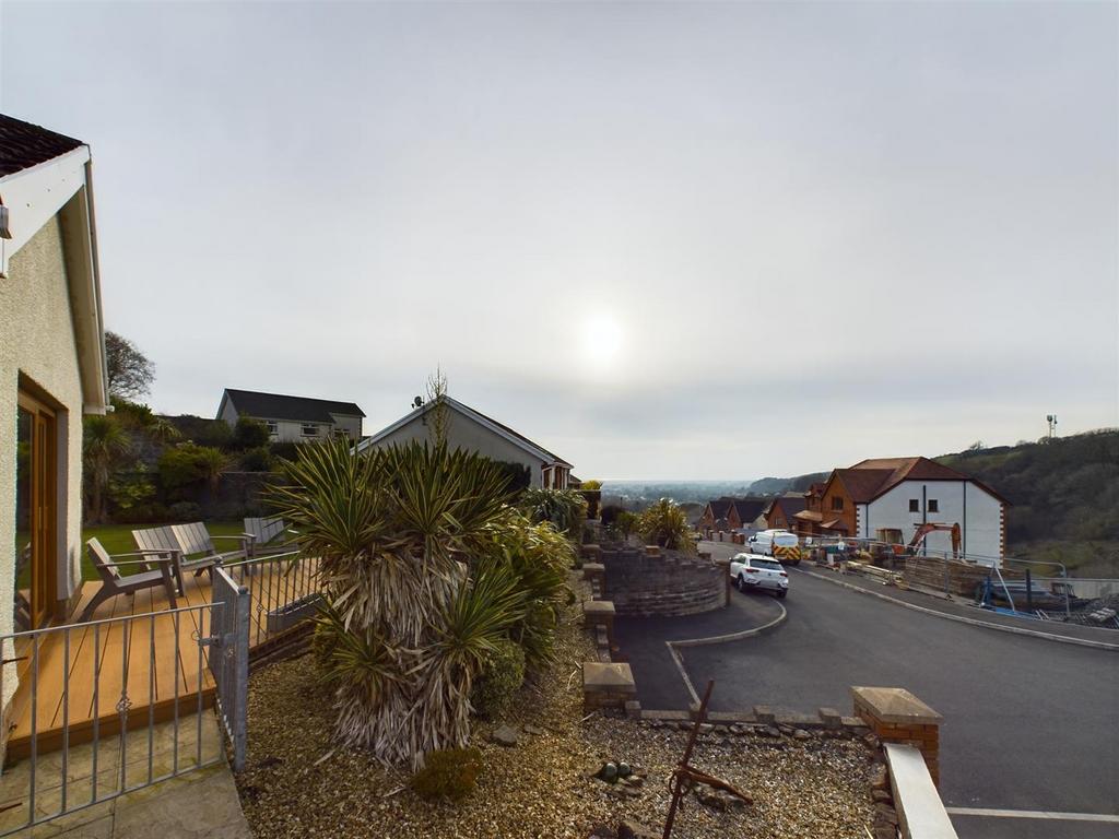 CAM03055 G0-PR0184-STILL039.jpg