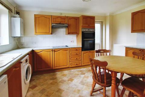 4 bedroom detached house for sale, Heath Road North, Locks Heath, Southampton