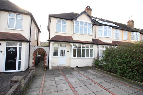 3 bedroom end of terrace house for sale, Braemar Road, Worcester Park KT4