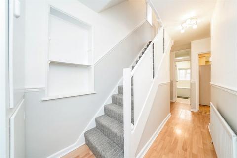 14 Ashwood Road, London, E4 6LG