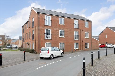 2 bedroom flat for sale, Finch Court, Trowbridge