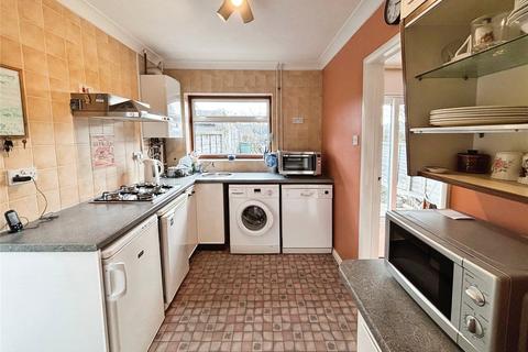 3 bedroom semi-detached house for sale, Hawthorn Avenue, Kent CT2