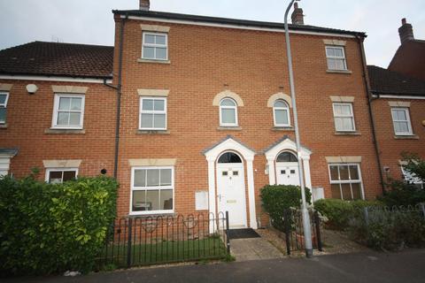 4 bedroom townhouse to rent,  Tracey Ave, Langley SL3