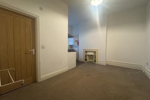1 bedroom flat to rent, 12 Suffolk House, SS0