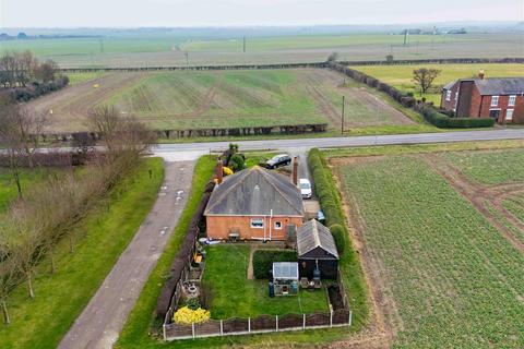 Sunrae Hull Road, Withernsea, HU19 2EJ