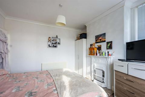 Sunrae Hull Road, Withernsea, HU19 2EJ