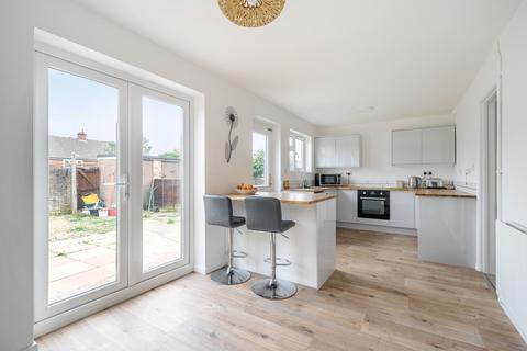 8 Cedars Way, Winterbourne, Bristol, BS36 1HZ