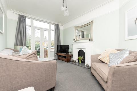 3 bedroom terraced house for sale, Kingswood Avenue, Chatham ME4