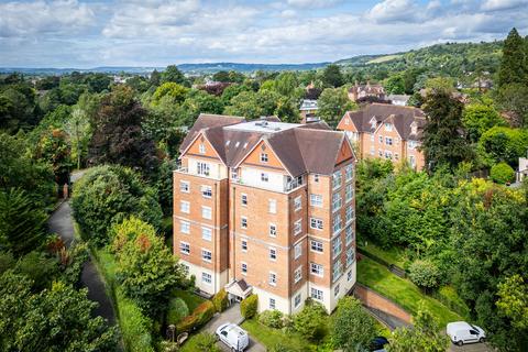 2 bedroom penthouse for sale, Wray Common Road, Reigate