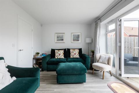151 Sandcross Lane, Reigate, RH2 8HH