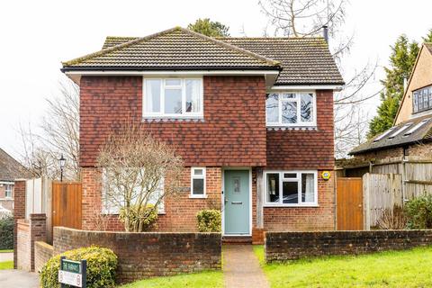 4 bedroom detached house for sale, Somerset Road, Redhill