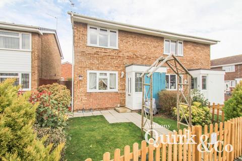 2 bedroom semi-detached house for sale, Hilton Road, Canvey Island, SS8