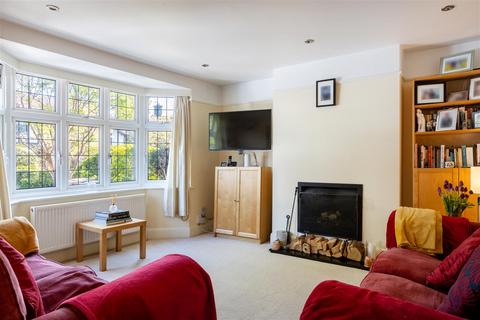 5 bedroom semi-detached house for sale, Monks Walk, Reigate