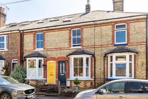 14 Albion Road, Reigate, RH2 7JY