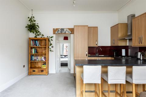 1 bedroom flat for sale, Croydon Road, Reigate