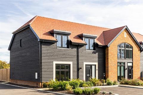 undefined, Kings Mill Lane, South Nutfield
