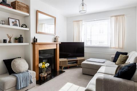 4 Albert Road North, Reigate, RH2 9EG