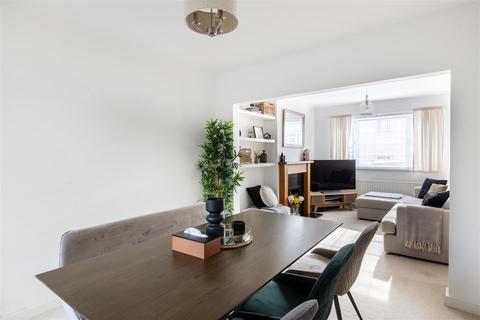 4 Albert Road North, Reigate, RH2 9EG