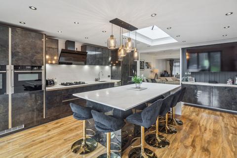 3 bedroom semi-detached house for sale, Langley Park Road, Iver SL0