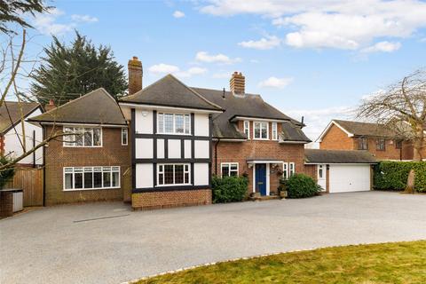 5 bedroom detached house for sale, School Close, High Wycombe, Buckinghamshire, HP11