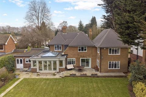 26 School Close, High Wycombe, HP11 1PH