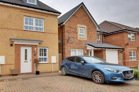 4 bedroom townhouse for sale, Mulberry Croft, Beverley