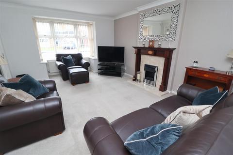 4 bedroom detached house for sale, Beaumont Rise, Worksop S80