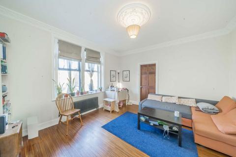 2 bedroom flat for sale, Brondesbury Road, London NW6