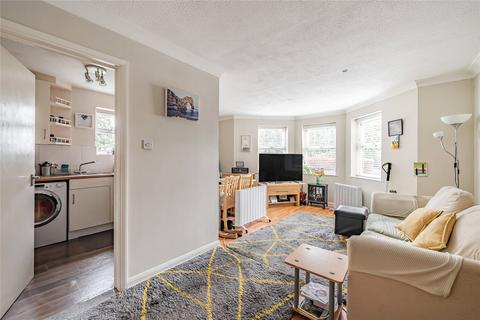 1 bedroom flat for sale, Spinney Hill, Surrey KT15